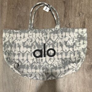 Alo yoga tote